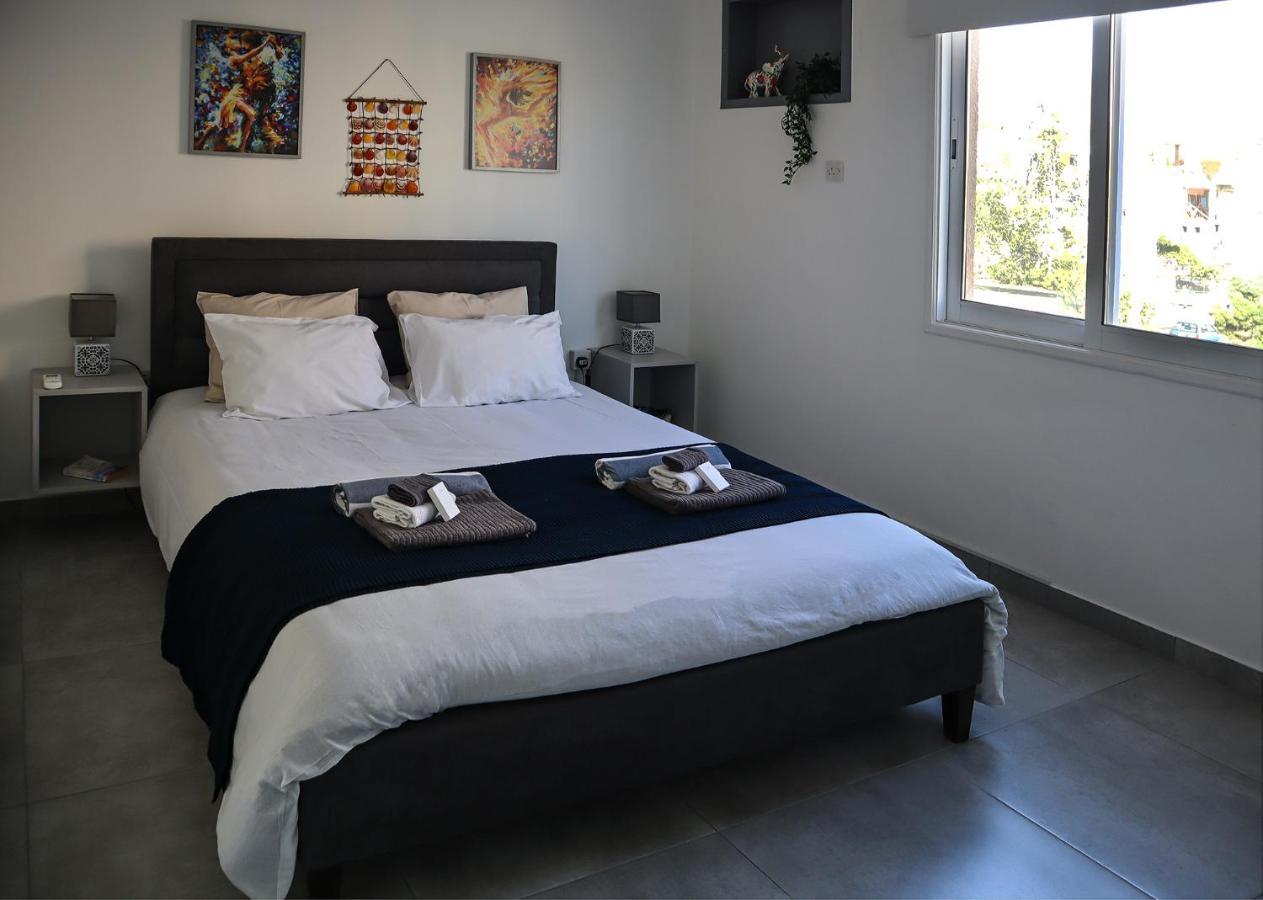 Alex'S Vacation Suite - 100M From The Beach - 6 Guests Paphos Ngoại thất bức ảnh
