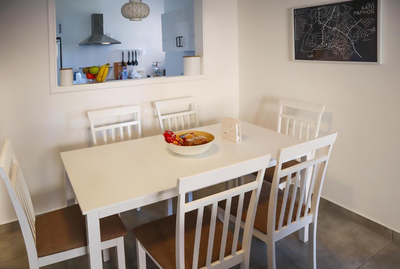 Alex'S Vacation Suite - 100M From The Beach - 6 Guests Paphos Ngoại thất bức ảnh