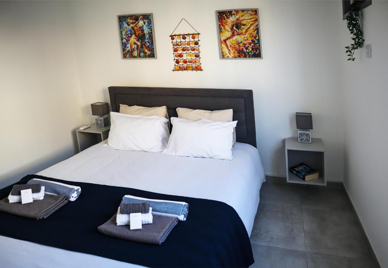 Alex'S Vacation Suite - 100M From The Beach - 6 Guests Paphos Ngoại thất bức ảnh