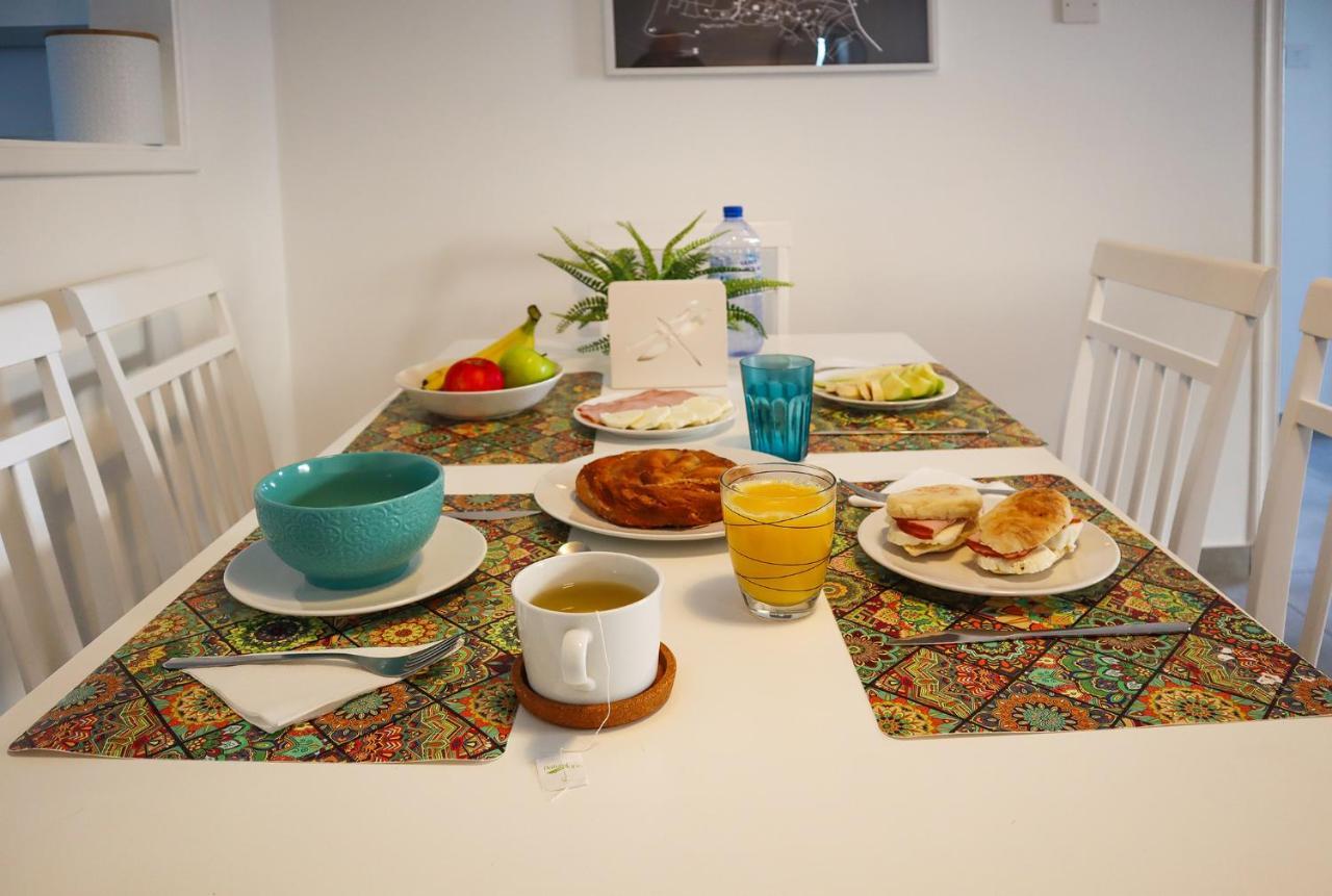 Alex'S Vacation Suite - 100M From The Beach - 6 Guests Paphos Ngoại thất bức ảnh