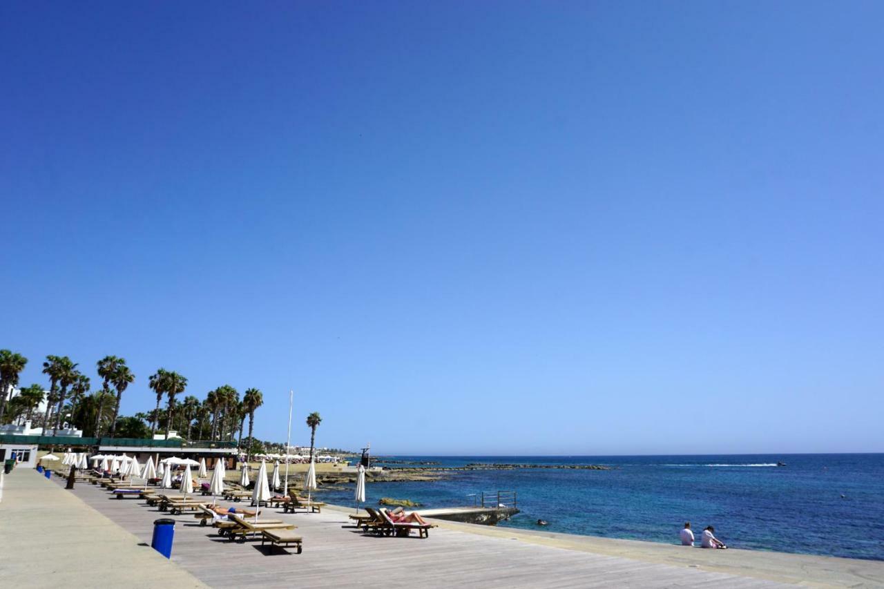 Alex'S Vacation Suite - 100M From The Beach - 6 Guests Paphos Ngoại thất bức ảnh